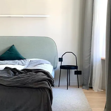 Stylish New In Old Town - Centre, Self Check-in, Walkable To Major Attractions 아파트