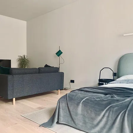 Stylish New In Old Town - Centre, Self Check-in, Walkable To Major Attractions