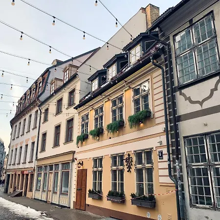 Stylish New In Old Town - Centre, Self Check-in, Walkable To Major Attractions