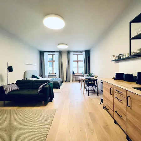 Stylish New In Old Town - Centre, Self Check-in, Walkable To Major Attractions アパート リガ