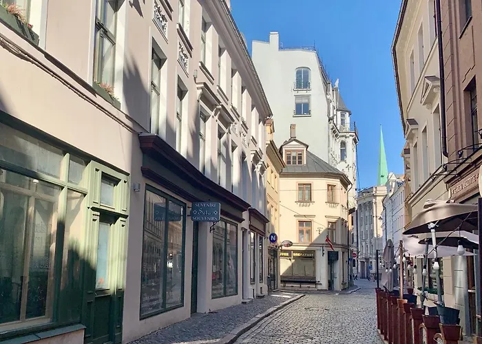 Stylish New In Old Town - Centre, Self Check-in, Walkable To Major Attractions