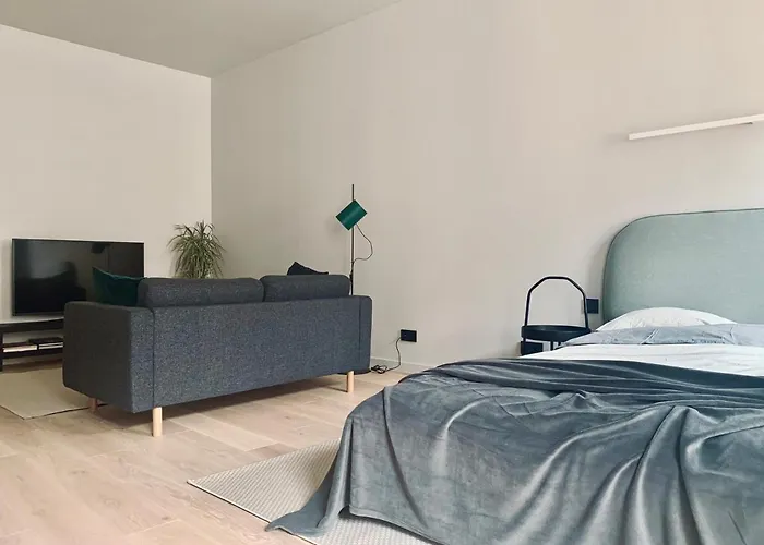 Stylish New In Old Town - Centre, Self Check-in, Walkable To Major Attractions