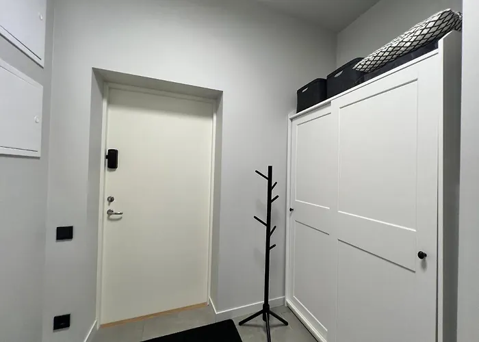 Stylish New In Old Town - Centre, Self Check-in, Walkable To Major Attractions Apartment