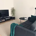 Stylish New In Old Town - Centre, Self Check-in, Walkable To Major Attractions Apartmán